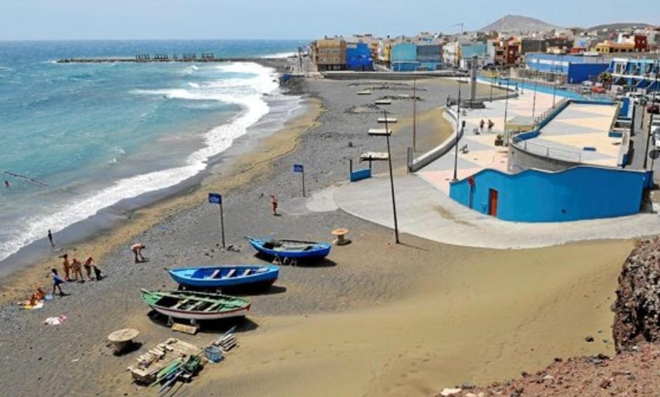 Apartment & Beach - Airport El Burrero Dış mekan fotoğraf